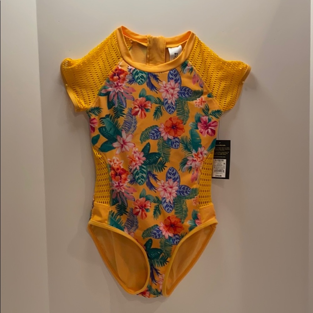 Girls Art Class bathing suit size Large